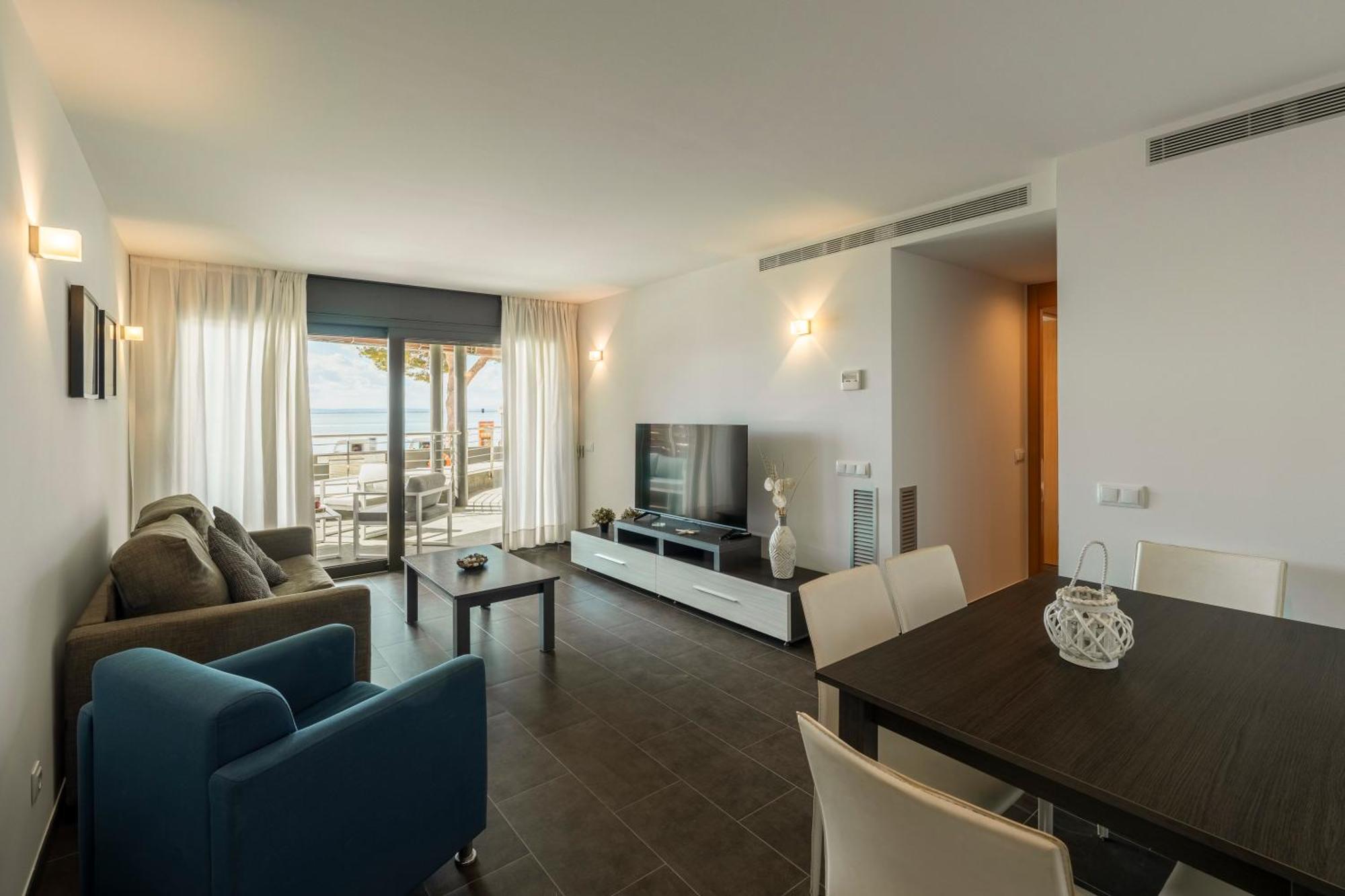 Apartamento Con Gran Terraza Delante Del Mar Roses Extérieur photo