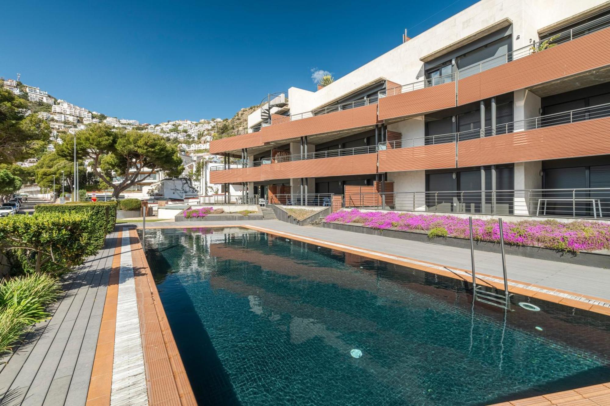 Apartamento Con Gran Terraza Delante Del Mar Roses Extérieur photo